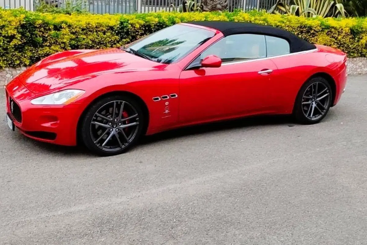 Maserati Grancabrio usata a Milano