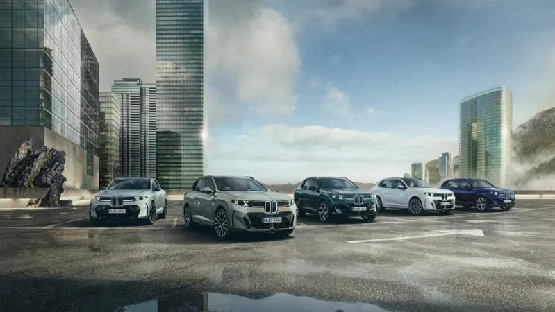 Nuova BMW X5: arriva la prima versione elettrica della storia e cambia completamente volto