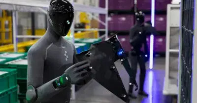 BMW porta in fabbrica il robot umanoide Figure 03: dopo l'AI, anche il lavoro manuale entra in una nuova era