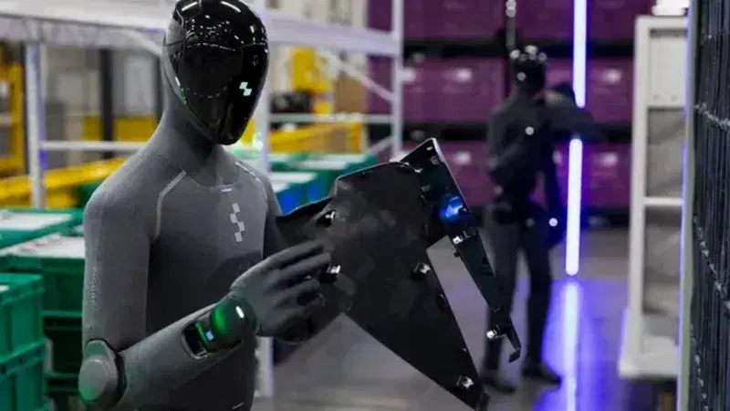 BMW porta in fabbrica il robot umanoide Figure 03: dopo l'AI, anche il lavoro manuale entra in una nuova era
