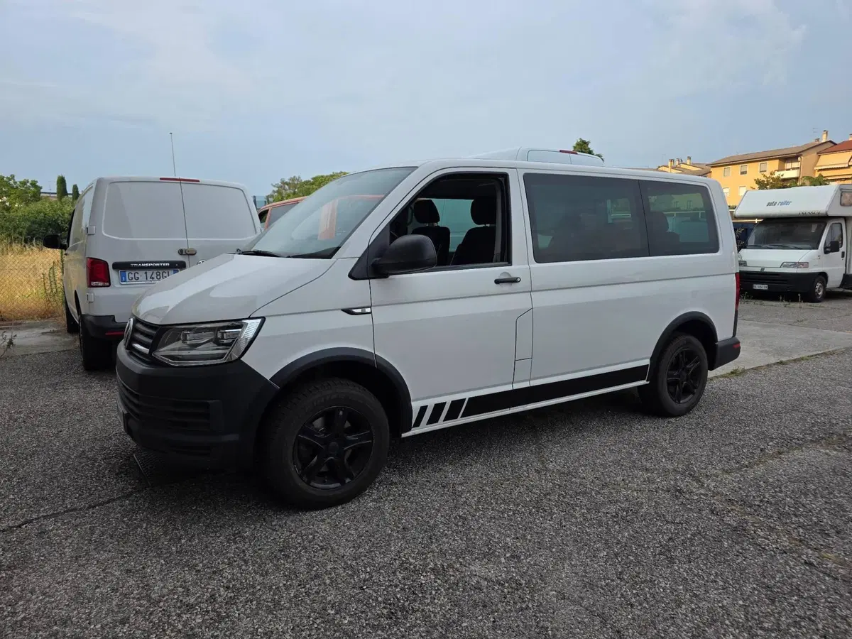 Volkswagen Multivan usata a Verona (2)