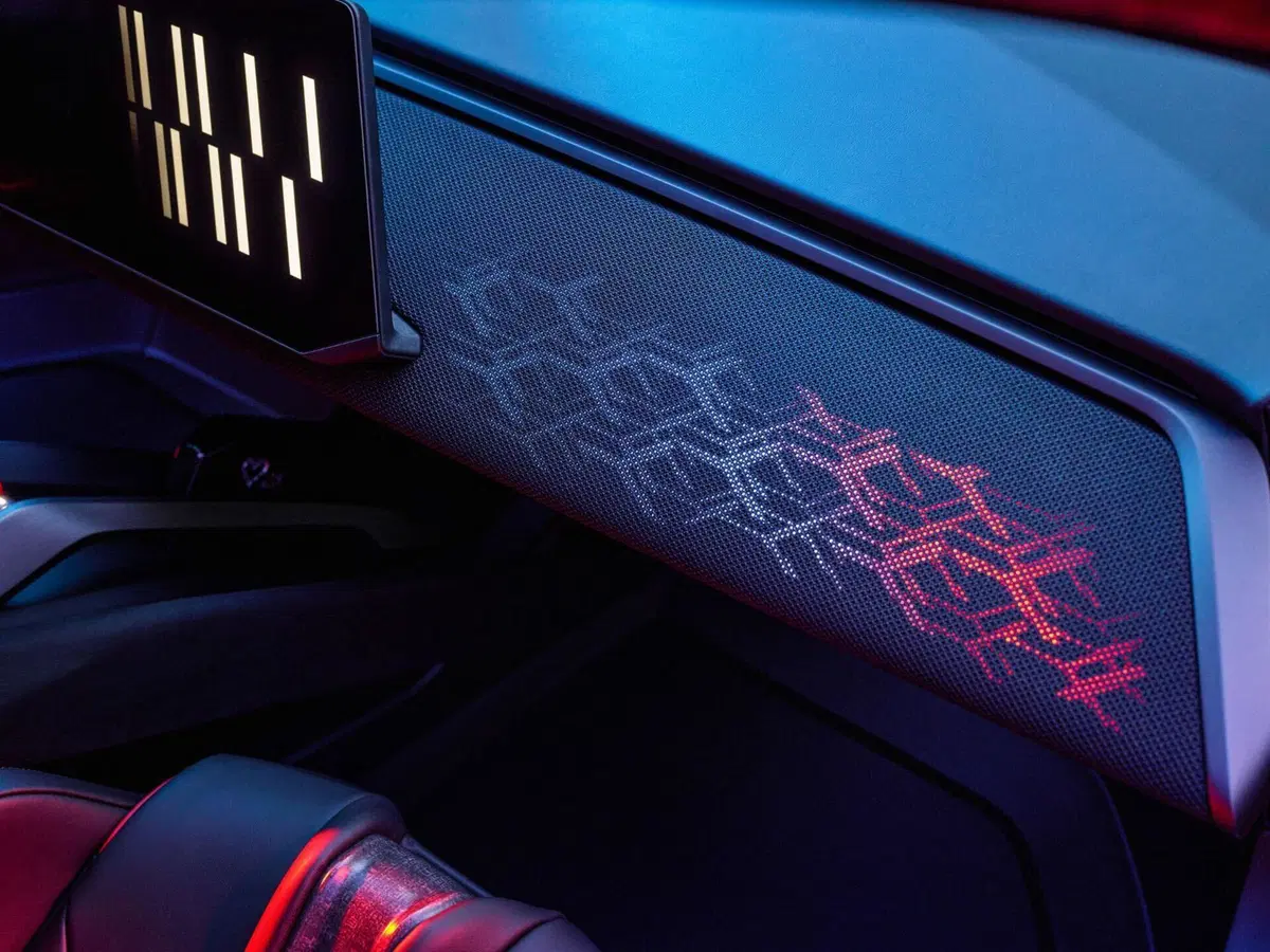 BMW M3 elettrica, che bomba: con 1.395 CV supera persino la Ferrari Luce (33)