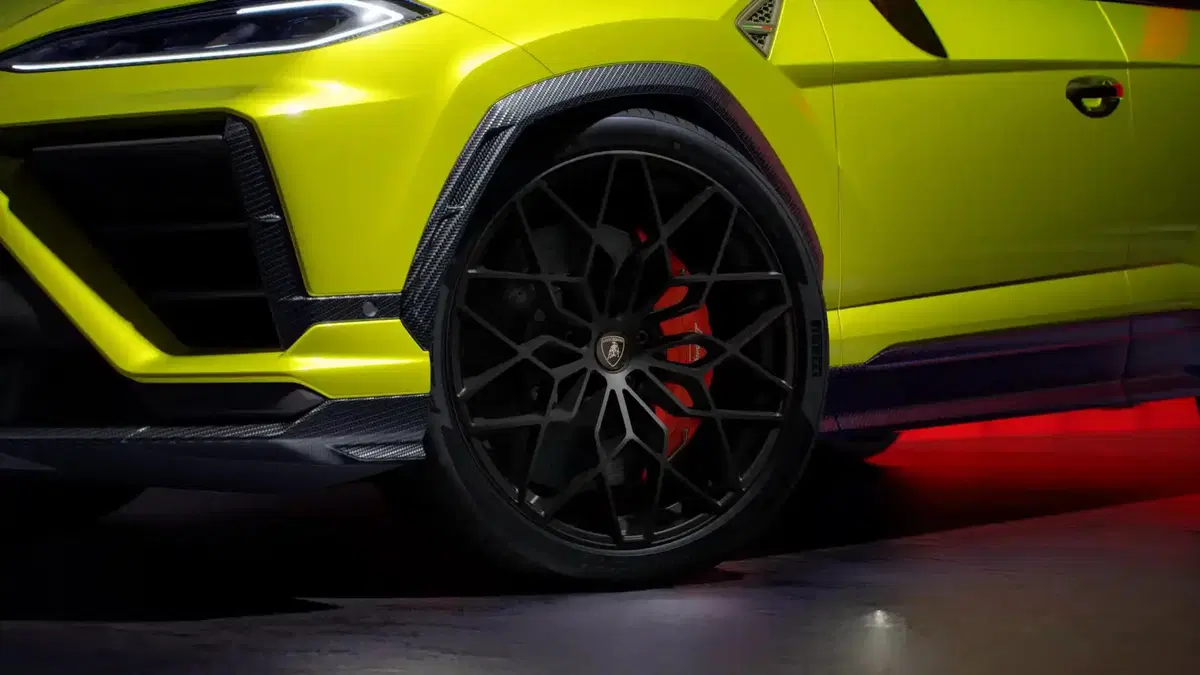 Lamborghini Urus SE Performante: nasce il Super SUV più veloce di sempre, con 812 CV e una tecnologia mai vista (9)