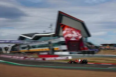 F1, a Silverstone per la verit&agrave;: la Ferrari soffrir&agrave; col motore? Gli orari e la programmazione TV del GP di Gran Bretagna