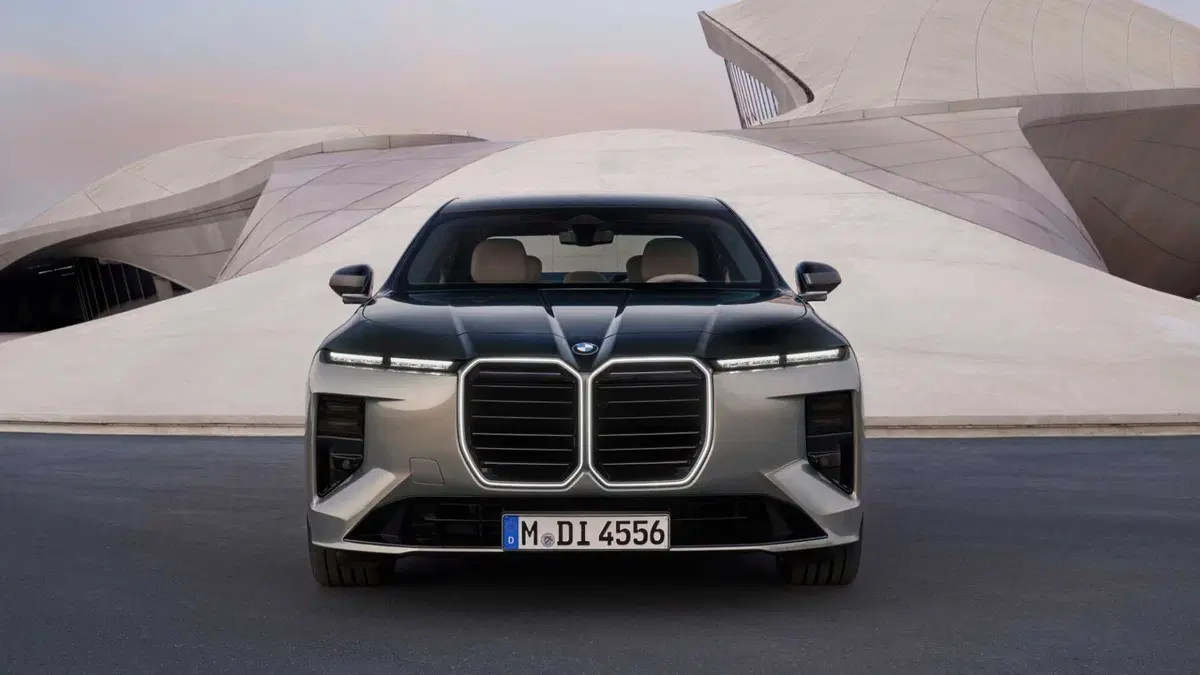 BMW Serie 7 (7)