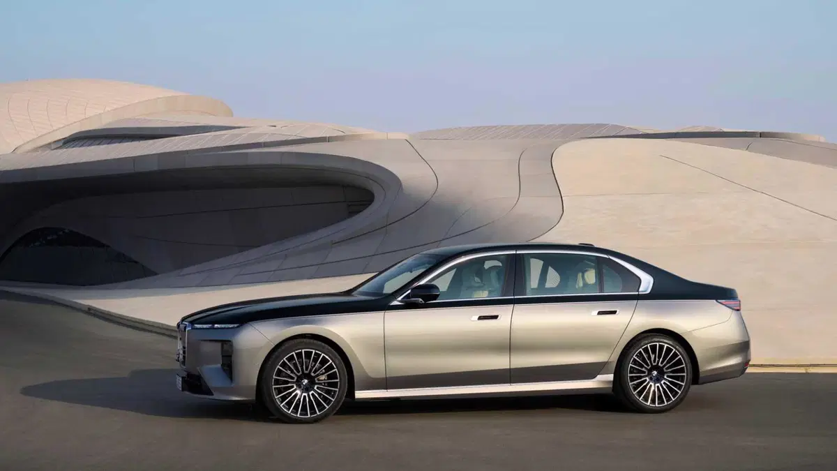 BMW Serie 7 (6)
