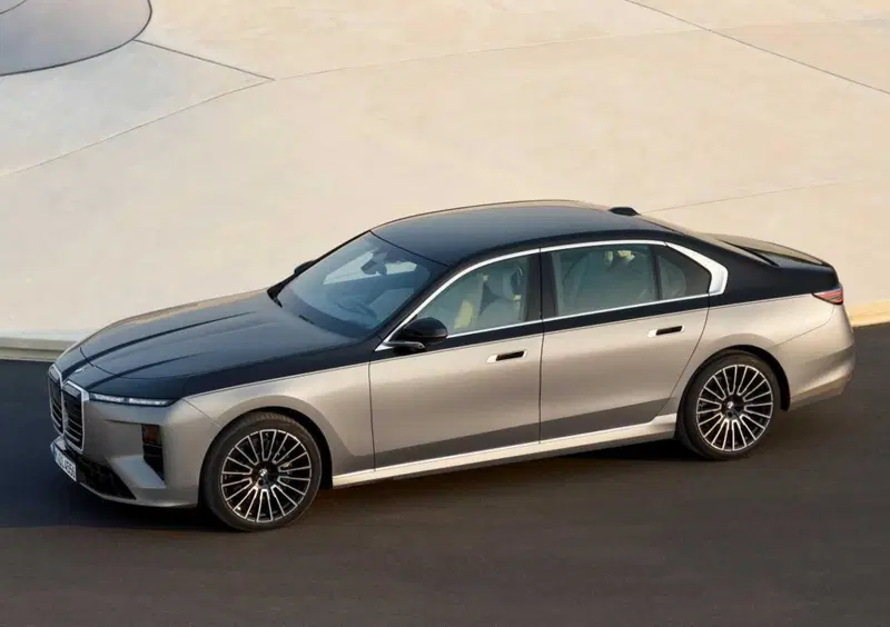 BMW Serie 7 (2022-->>) (4)