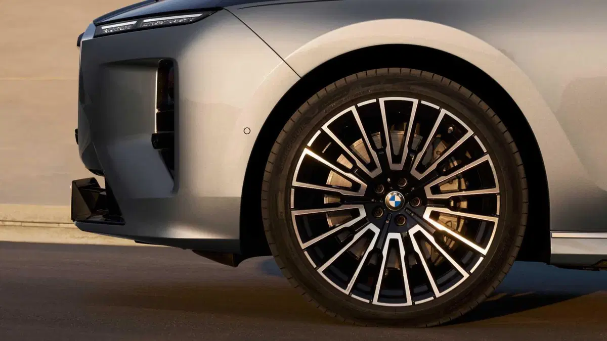 BMW Serie 7 (19)