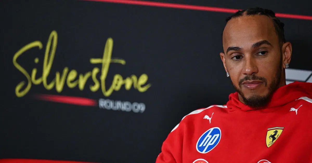 F1. "Per battere la Mercedes dovrei entrare nel loro box a svitare i bulloni!": Hamilton infiamma Silverstone e sulla Ferrari dice...