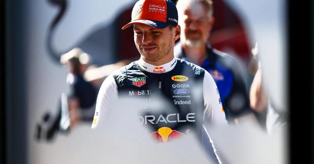 F1. "Rallenti molto, c'&egrave; un calo del motore: &egrave; semplice": Max Verstappen svela l'incubo tecnico di Silverstone (e gela le voci di mercato)