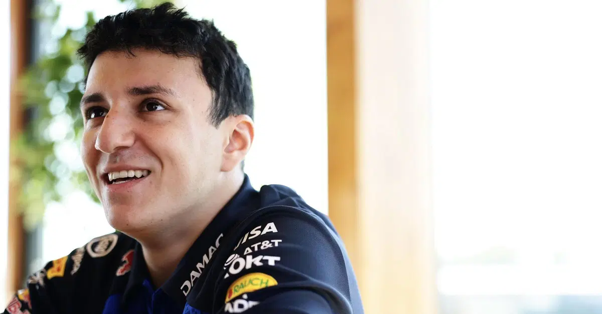 F1, "Non sappiamo come reagire, la vettura &egrave; difficile": Hadjar a ruota libera su aggiornamenti a Silverstone