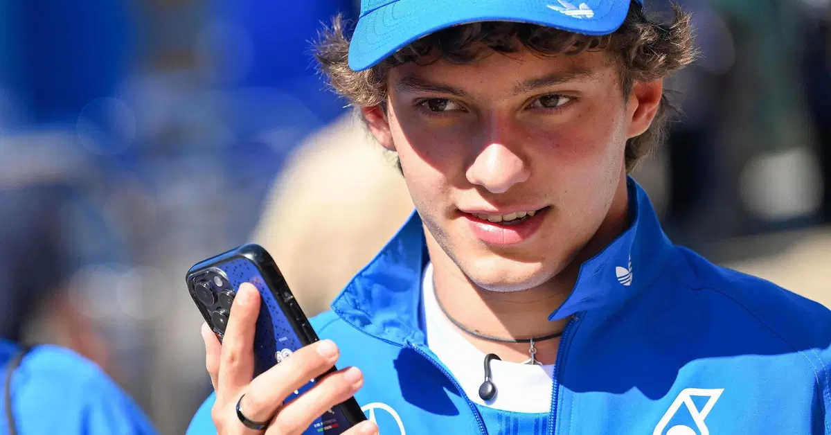 F1. &ldquo;Se vincessi qui sarebbe un bel messaggio&rdquo;: Andrea Kimi Antonelli lancia la sfida a George Russell in casa a Silverstone