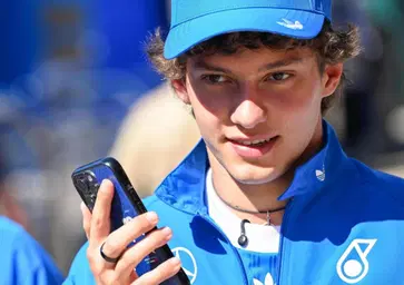 F1. “Se vincessi qui sarebbe un bel messaggio”: Andrea Kimi Antonelli lancia la sfida a George Russell in casa a Silverstone