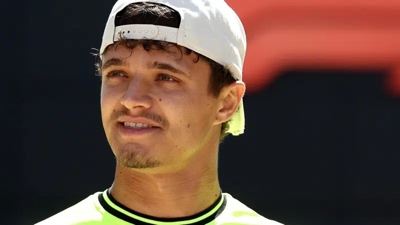 F1. "Credo di poter battere qualsiasi pilota": Lando Norris lancia la sfida a Verstappen (e apre al mercato) alla vigilia di Silverstone