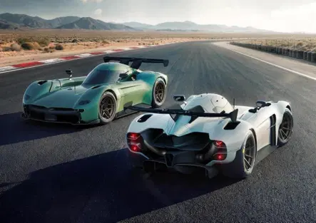 La hypercar elettrica con le ventole che sfida le leggi della fisica: ecco la McMurtry Spéirling Pure che costa come una casa