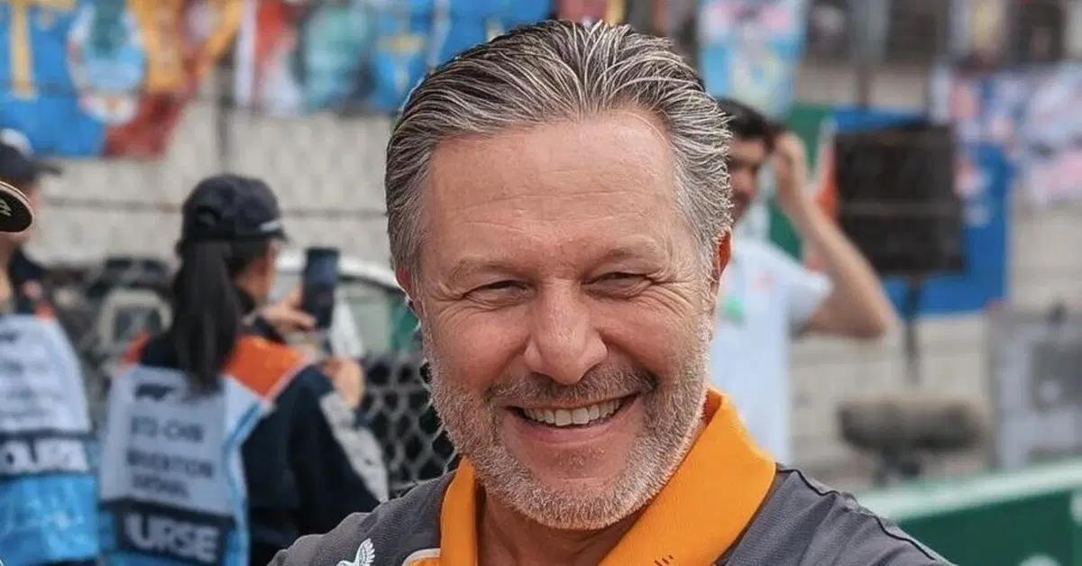 F1, McLaren non ha fretta. Zak Brown a Silverstone: "Nessun calo, titoli aperti e nuovo motore in arrivo"