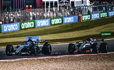 F1, Qualifiche Silverstone 2026 in DIRETTA: caccia alla pole sul filo dei millesimi a casa di Russell! Ferrari pronta all'agguato con Hamilton