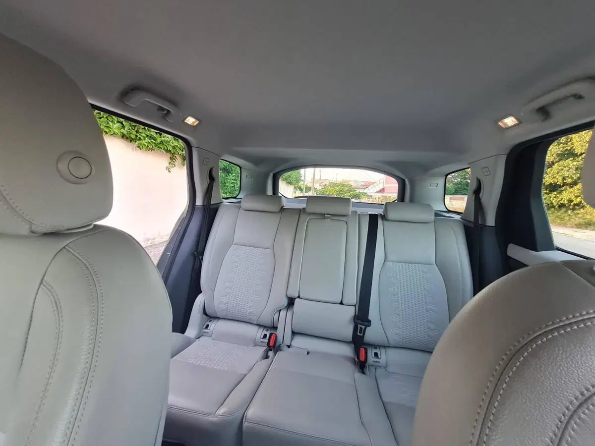 Land Rover Discovery Sport usata a Ragusa (3)