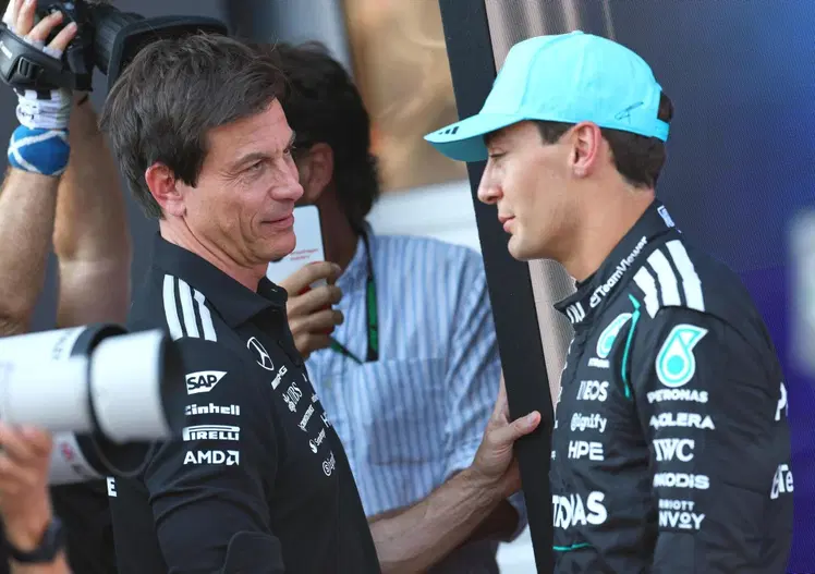 F1. Avrei preferito nel 2021...: Wolff punge la FIA su Abu Dhabi dopo il caos Safety Car a Silverstone. Sul problema di Antonelli e l'affidabilità Mercedes dice...