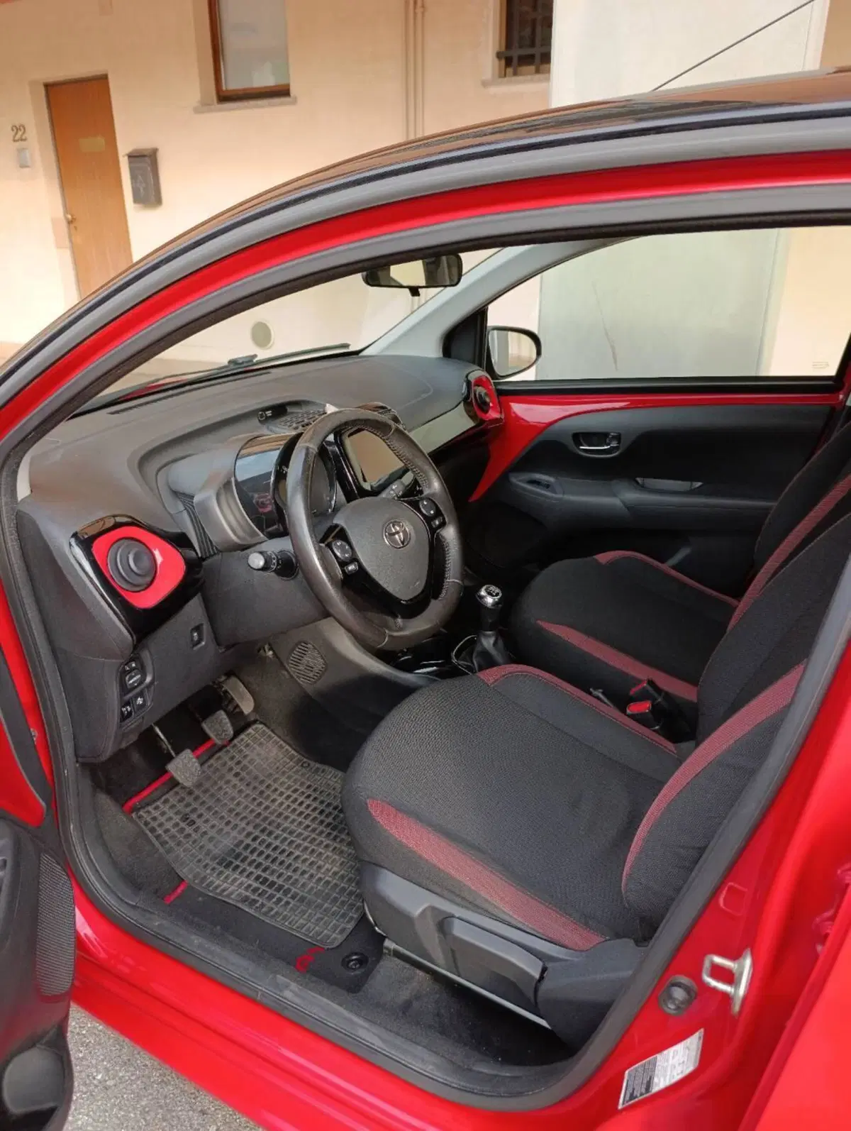 Toyota Aygo usata a Bergamo (4)