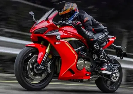 QJMotor studia una superbike con aerodinamica attiva