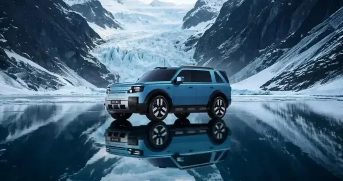 Freelander 8, il nuovo SUV di Jaguar Land Rover si mostra in cinque nuovi colori: ma la vera novit&agrave; &egrave; sotto la carrozzeria
