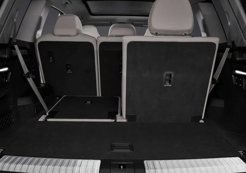 Audi Q7 (2026-->>) (16)