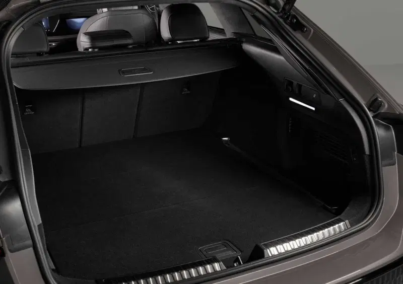 Audi A6 Allroad (2026-->>) (17)