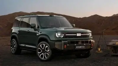 Geely sfida la Land Rover Defender: arriva il SUV ibrido da 1.128 CV con un'autonomia elettrica da record