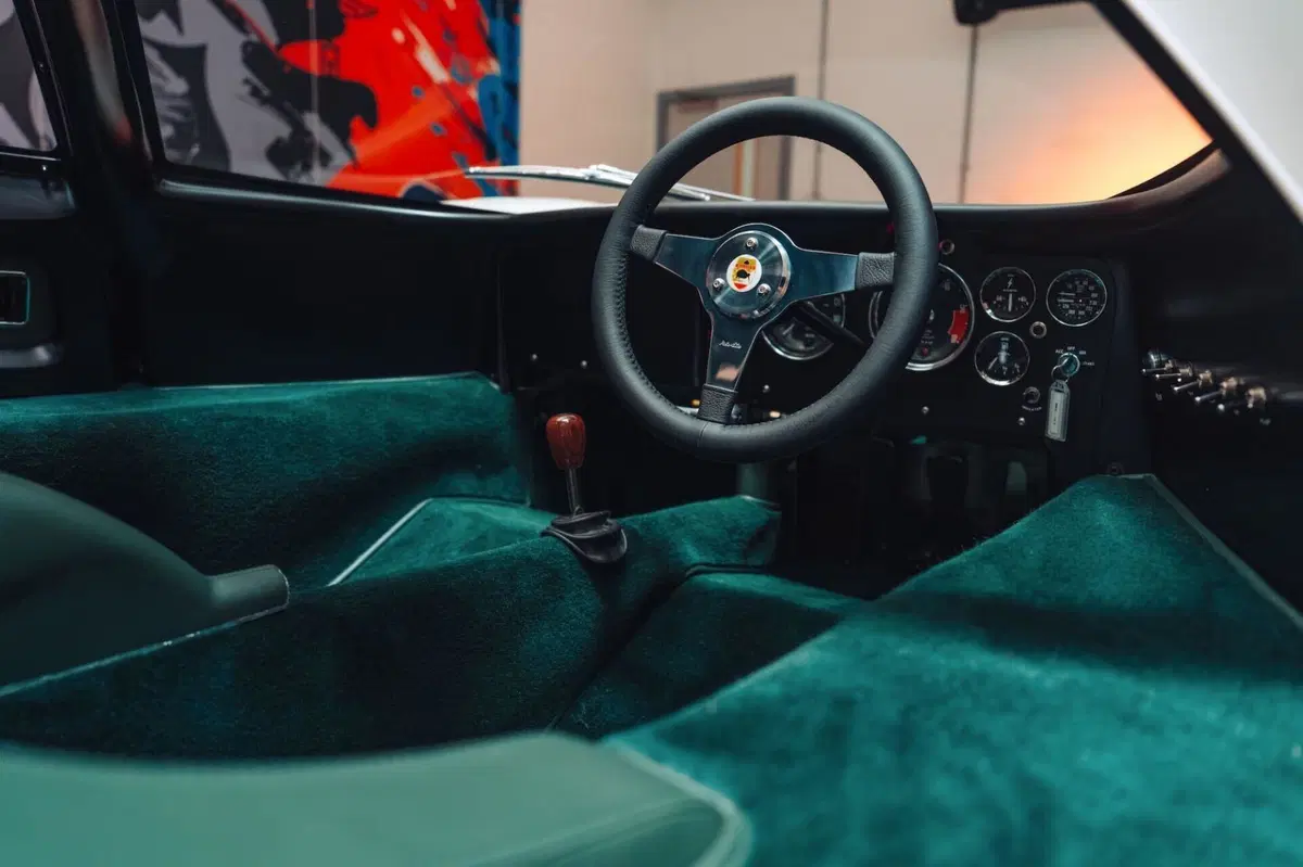 McLaren M6GT: il sogno di Bruce McLaren diventa realtà dopo oltre 50 anni (19)
