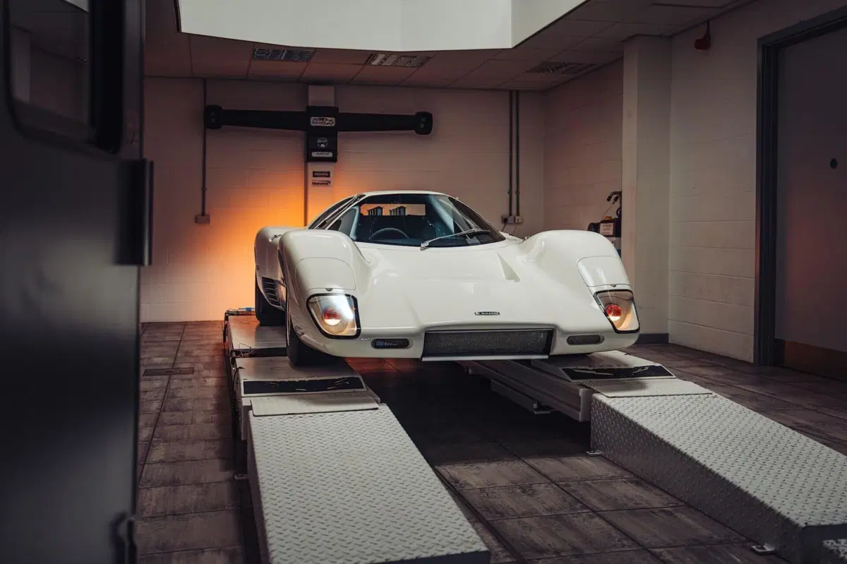 McLaren M6GT: il sogno di Bruce McLaren diventa realtà dopo oltre 50 anni (29)
