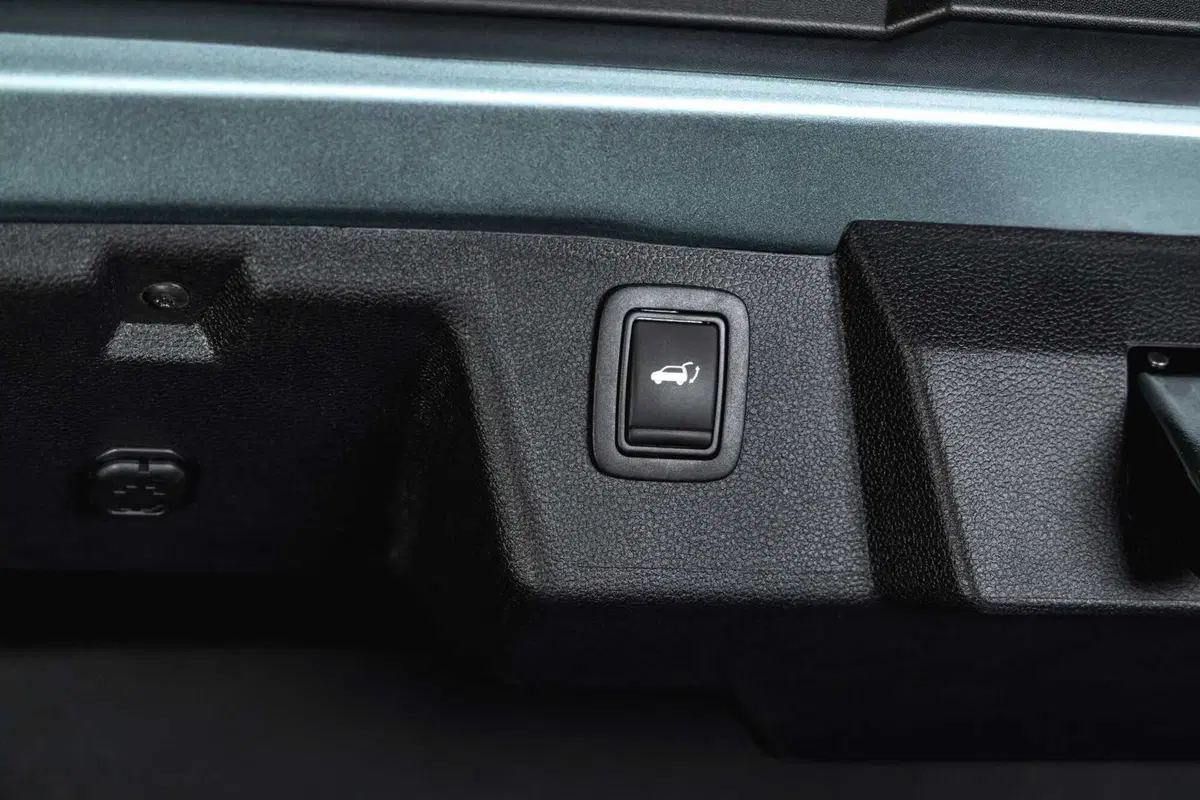 Nuova Dacia Striker: il crossover che sfida SUV, wagon e berline partendo da meno di 25.000 euro (VIDEO) (23)