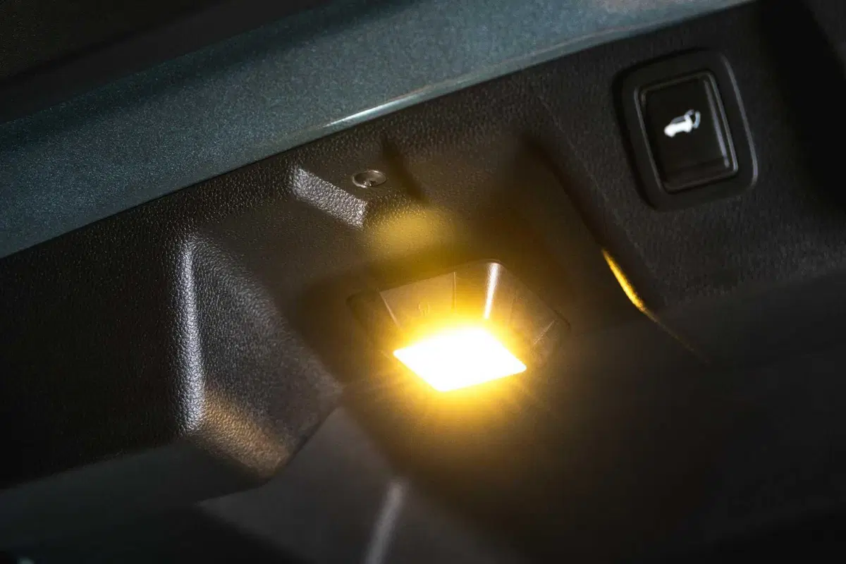 Nuova Dacia Striker: il crossover che sfida SUV, wagon e berline partendo da meno di 25.000 euro (VIDEO) (31)