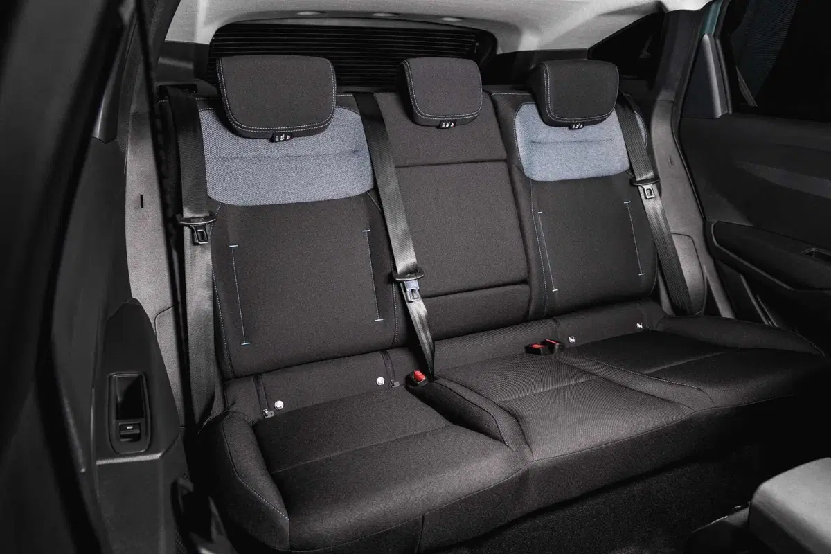 Nuova Dacia Striker: il crossover che sfida SUV, wagon e berline partendo da meno di 25.000 euro (VIDEO) (43)