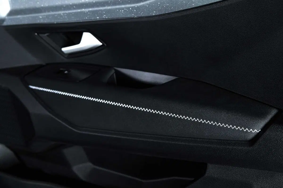 Nuova Dacia Striker: il crossover che sfida SUV, wagon e berline partendo da meno di 25.000 euro (VIDEO) (47)