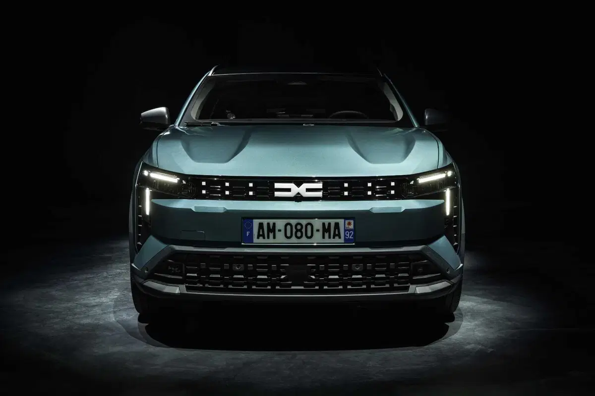 Nuova Dacia Striker: il crossover che sfida SUV, wagon e berline partendo da meno di 25.000 euro (VIDEO) (51)