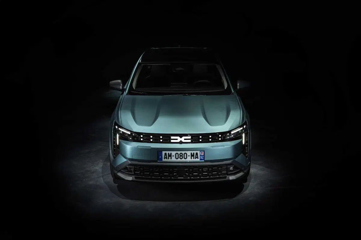 Nuova Dacia Striker: il crossover che sfida SUV, wagon e berline partendo da meno di 25.000 euro (VIDEO) (52)