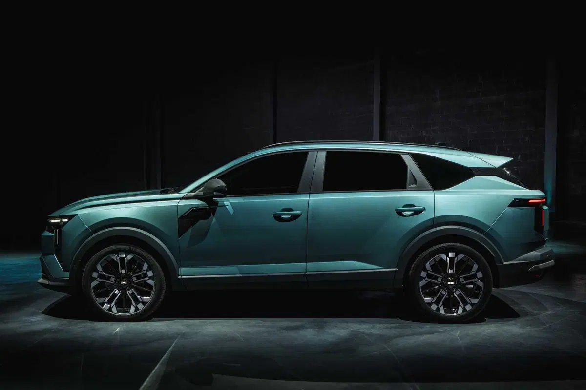 Nuova Dacia Striker: il crossover che sfida SUV, wagon e berline partendo da meno di 25.000 euro (VIDEO) (57)