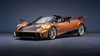 Pagani Huayra 70 Derecho: il capolavoro da 864 CV con cambio manuale che celebra Horacio Pagani