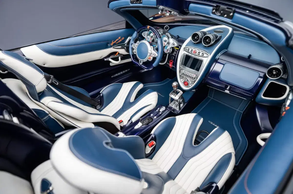 Pagani Huayra 70 Derecho: il capolavoro da 864 CV con cambio manuale che celebra Horacio Pagani (4)