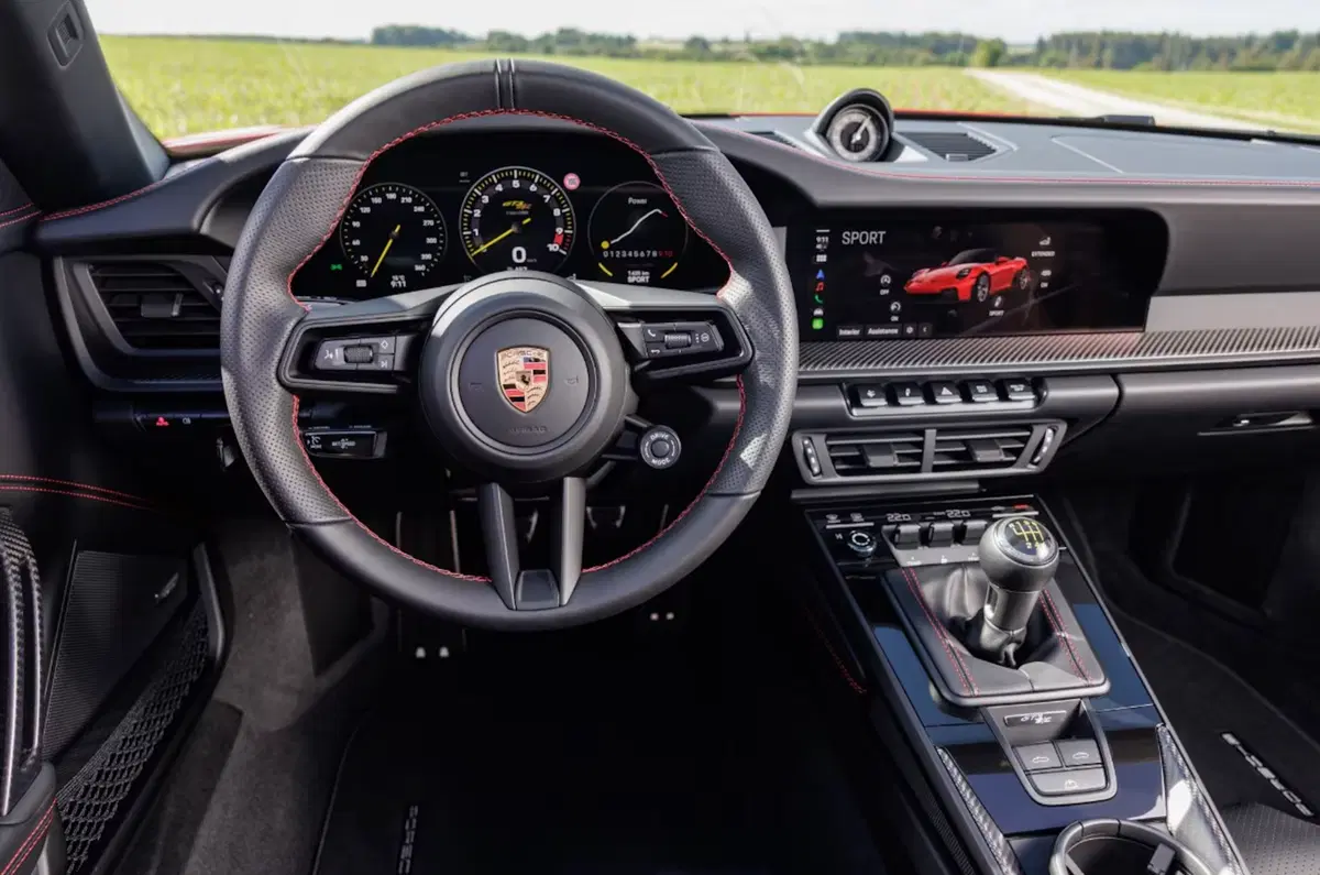 Porsche 911 GT3 S/C: nasce la GT3 Cabriolet che porta il motore aspirato a cielo aperto (4)