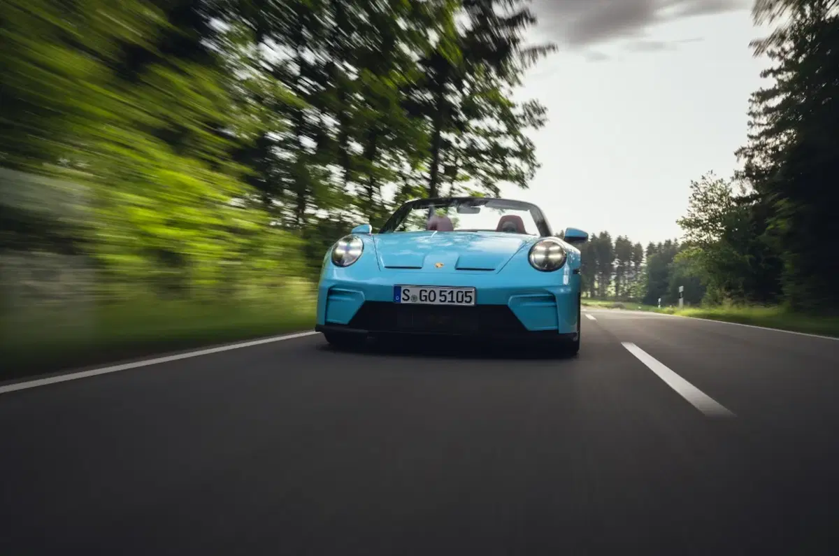 Porsche 911 GT3 S/C: nasce la GT3 Cabriolet che porta il motore aspirato a cielo aperto (6)