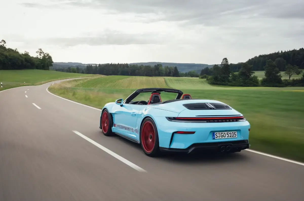 Porsche 911 GT3 S/C: nasce la GT3 Cabriolet che porta il motore aspirato a cielo aperto (7)