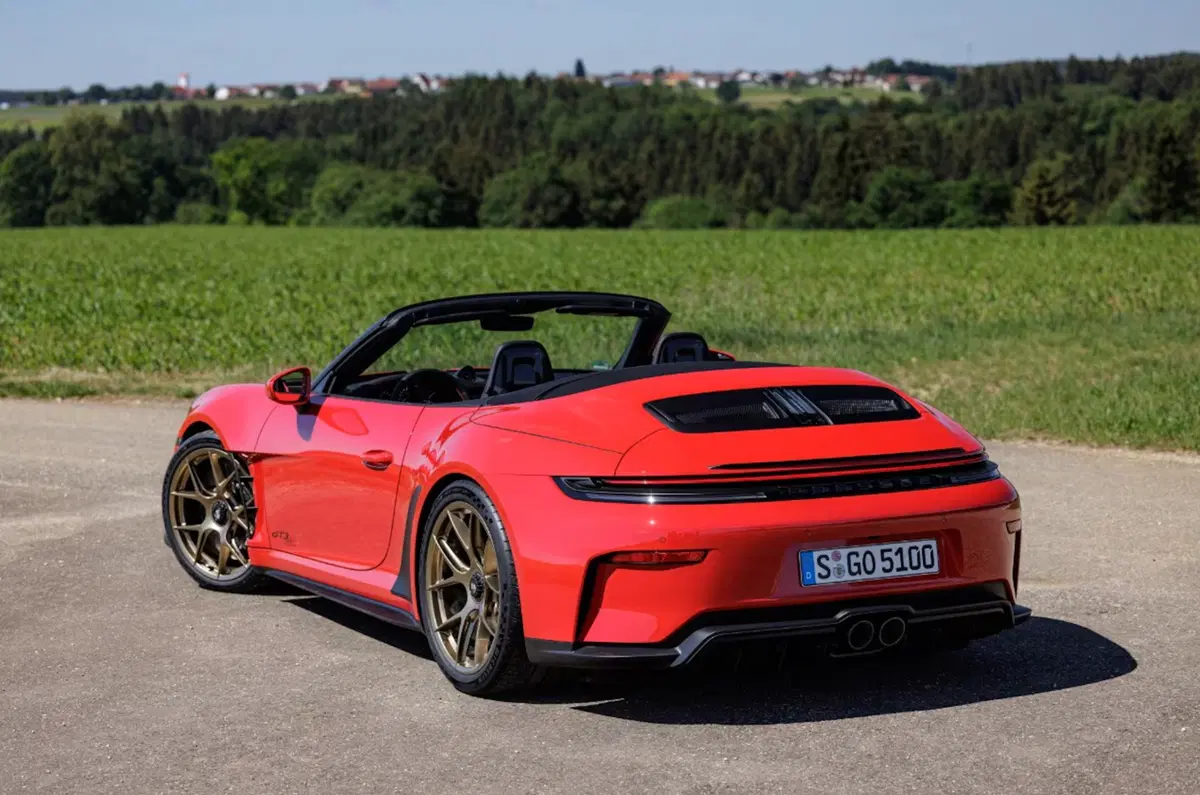 Porsche 911 GT3 S/C: nasce la GT3 Cabriolet che porta il motore aspirato a cielo aperto (11)