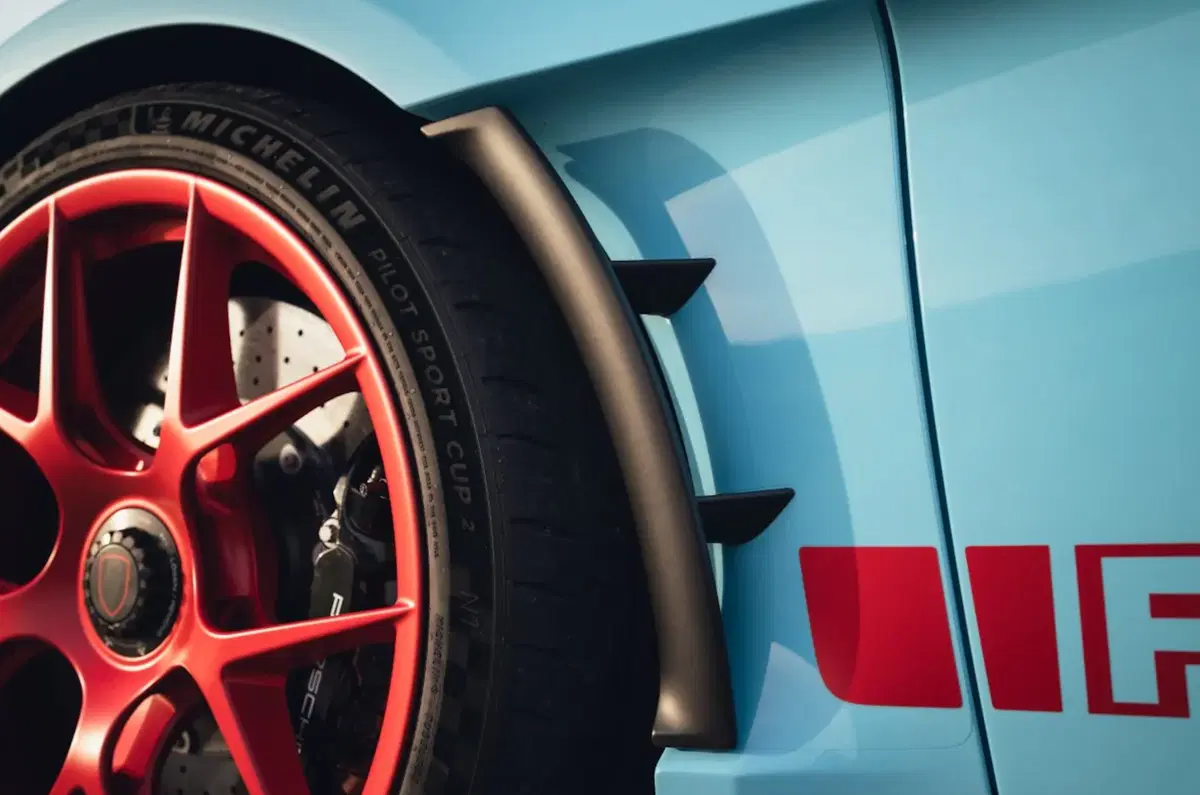Porsche 911 GT3 S/C: nasce la GT3 Cabriolet che porta il motore aspirato a cielo aperto (12)