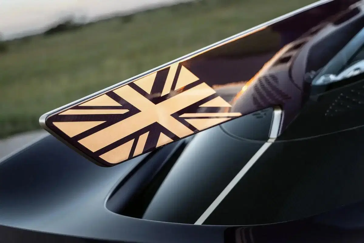 Hennessey Venom F5-M, la hypercar manuale più potente del mondo debutta a Goodwood: 2.031 CV e cambi (2)