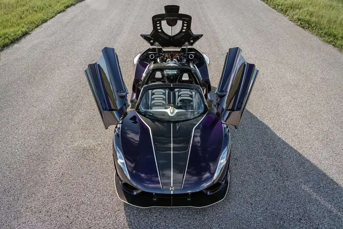 Hennessey Venom F5-M, la hypercar manuale più potente del mondo debutta a Goodwood: 2.031 CV e cambi (18)