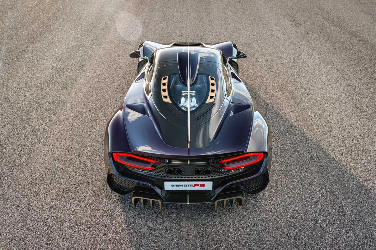 Hennessey Venom F5-M, la hypercar manuale più potente del mondo debutta a Goodwood: 2.031 CV e cambi (19)