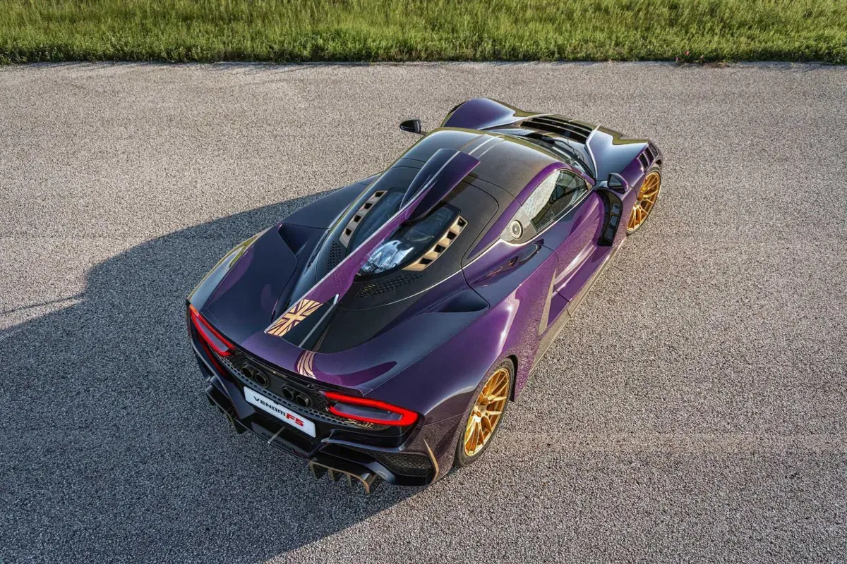 Hennessey Venom F5-M, la hypercar manuale più potente del mondo debutta a Goodwood: 2.031 CV e cambi (32)