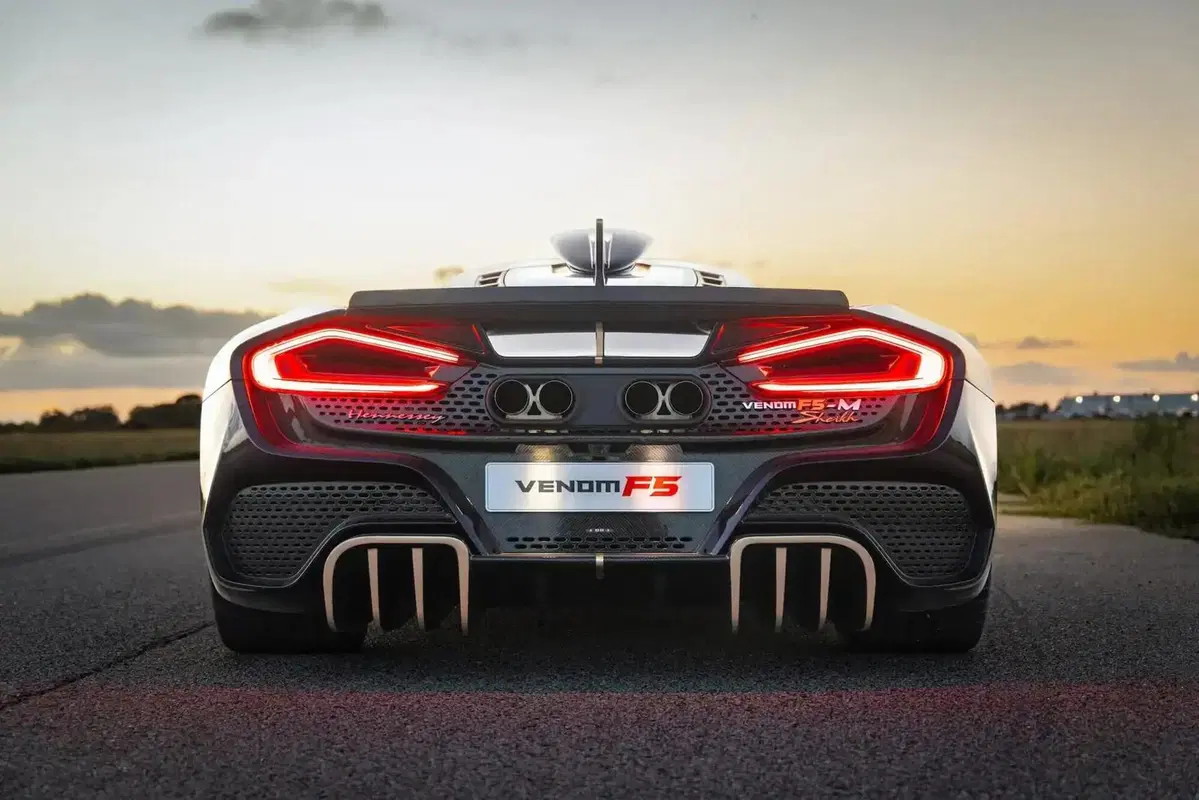 Hennessey Venom F5-M, la hypercar manuale più potente del mondo debutta a Goodwood: 2.031 CV e cambi (37)